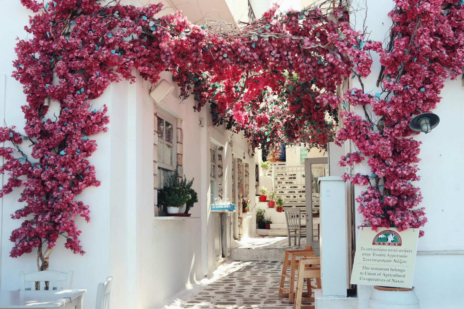 Naxos Greece 01 | Exclusive Travel | © Luxury Travels 2025